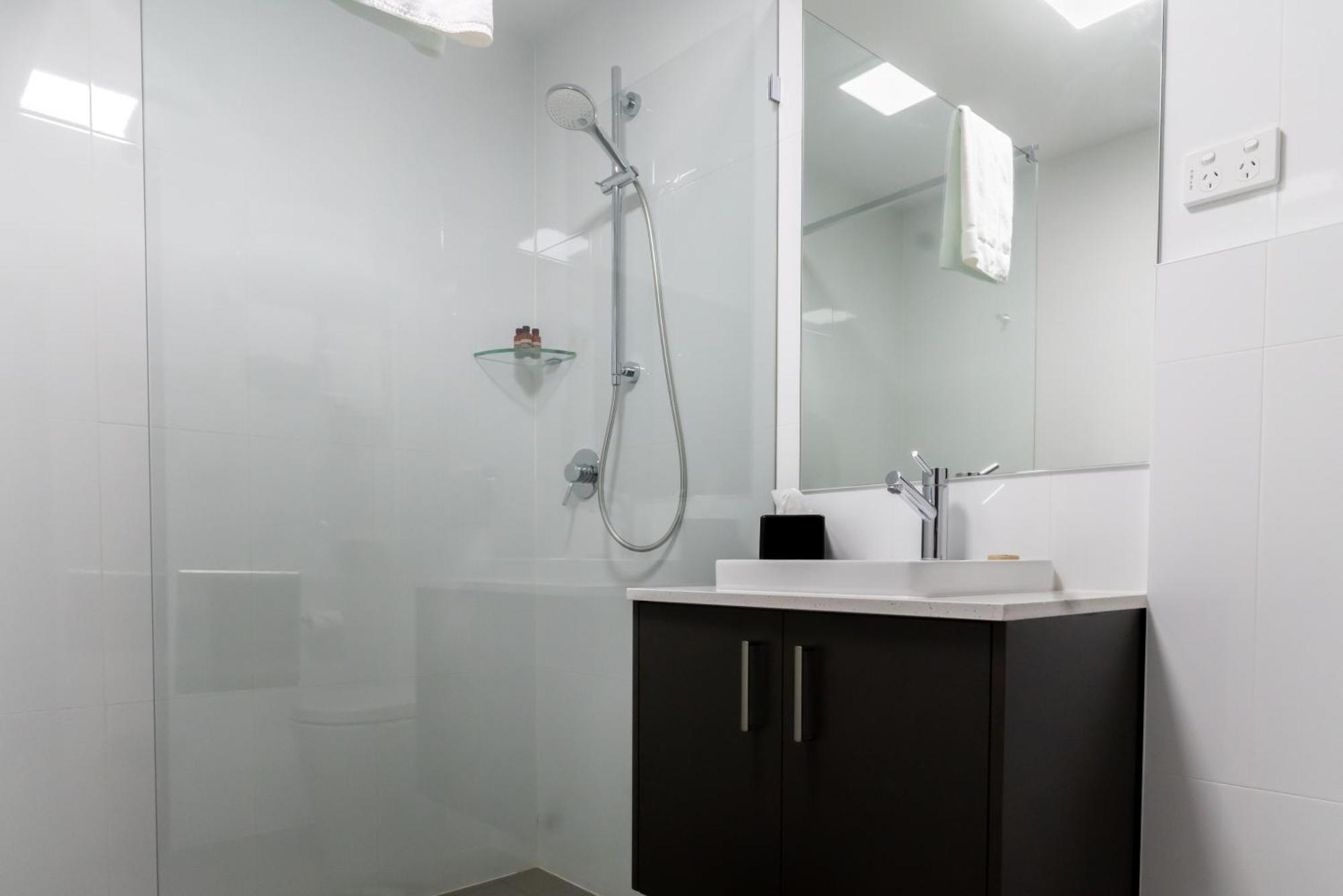 Coniston Hotel Wollongong Phòng bức ảnh